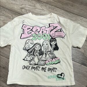 Bratz 2001 Y2K Graphic T-shirt